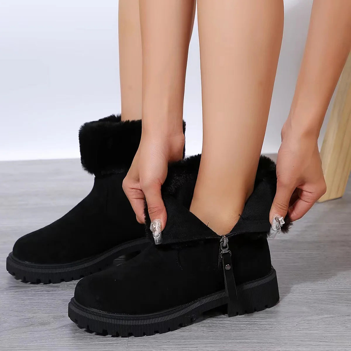 Premium Women’s Winter Boots – Plush Lined Side-Zipper Snow Shoes with Refined Low-Heel Comfort