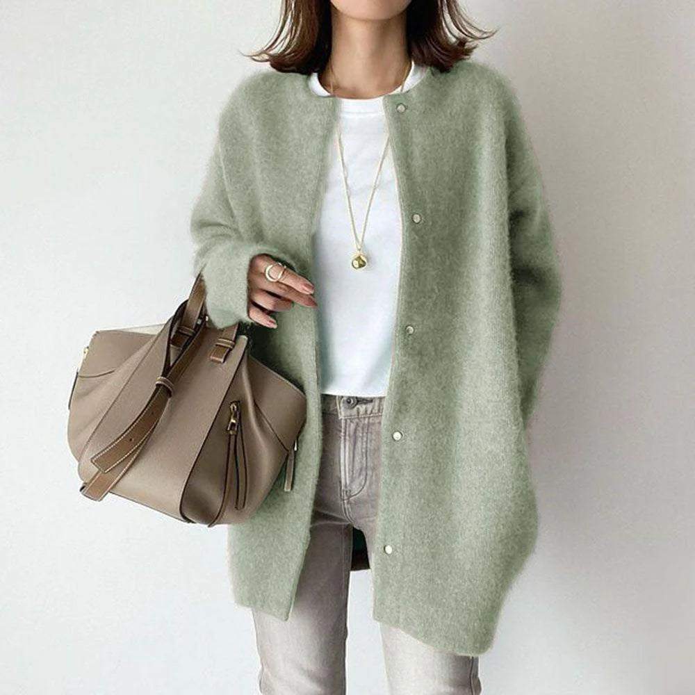Luxury Knitwear Cardigan, Sophisticated Single-Breasted Design in Solid Tone, Timeless Women’s Seasonal Piece